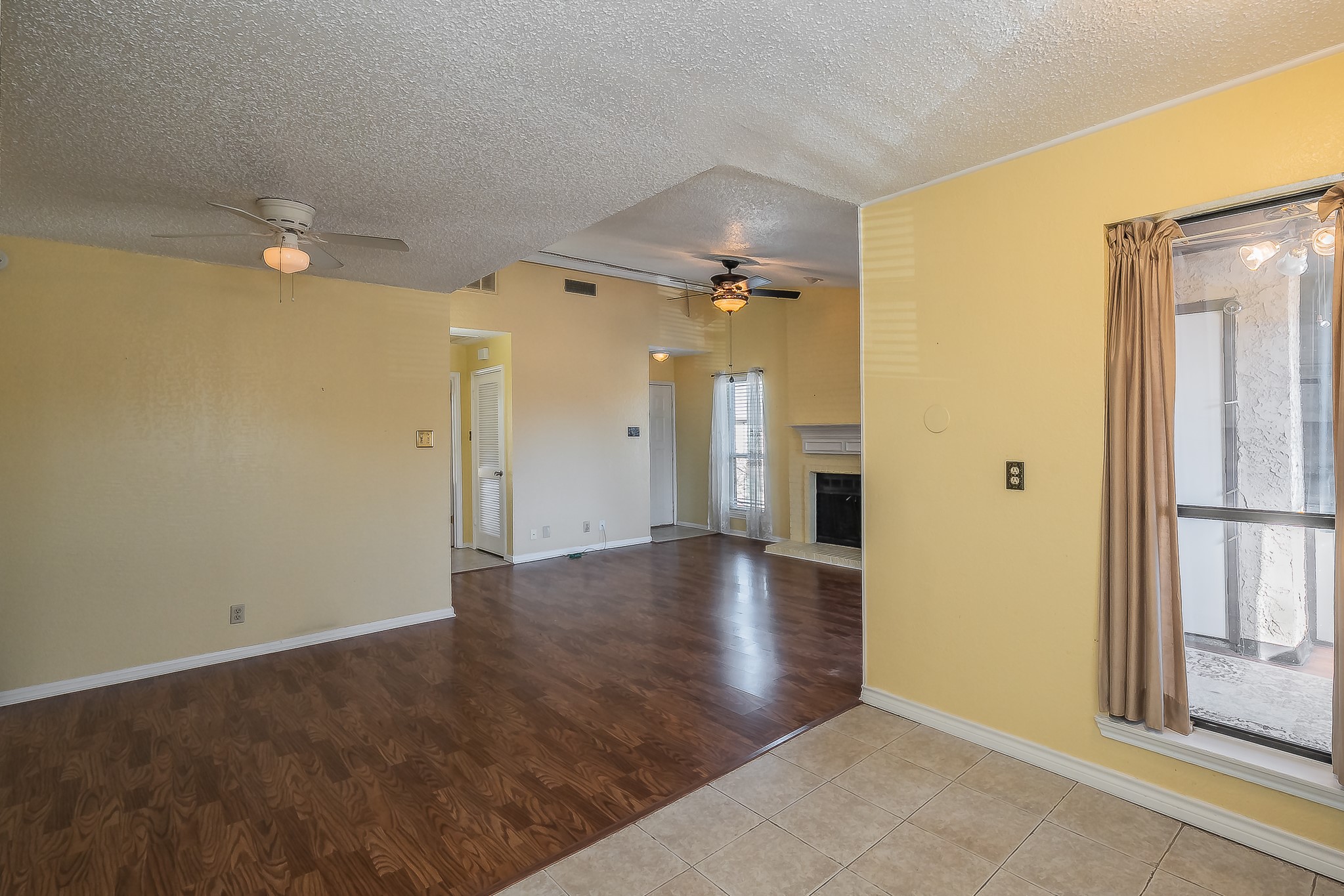 1208 Calico Lane Arlington TX 76011