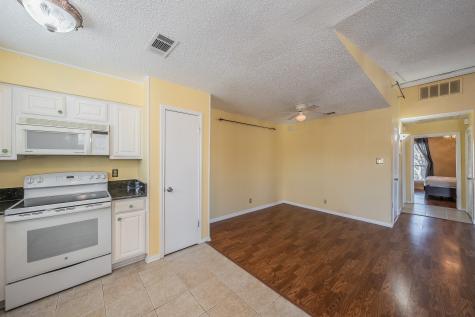 1208 Calico Lane Arlington TX 76011