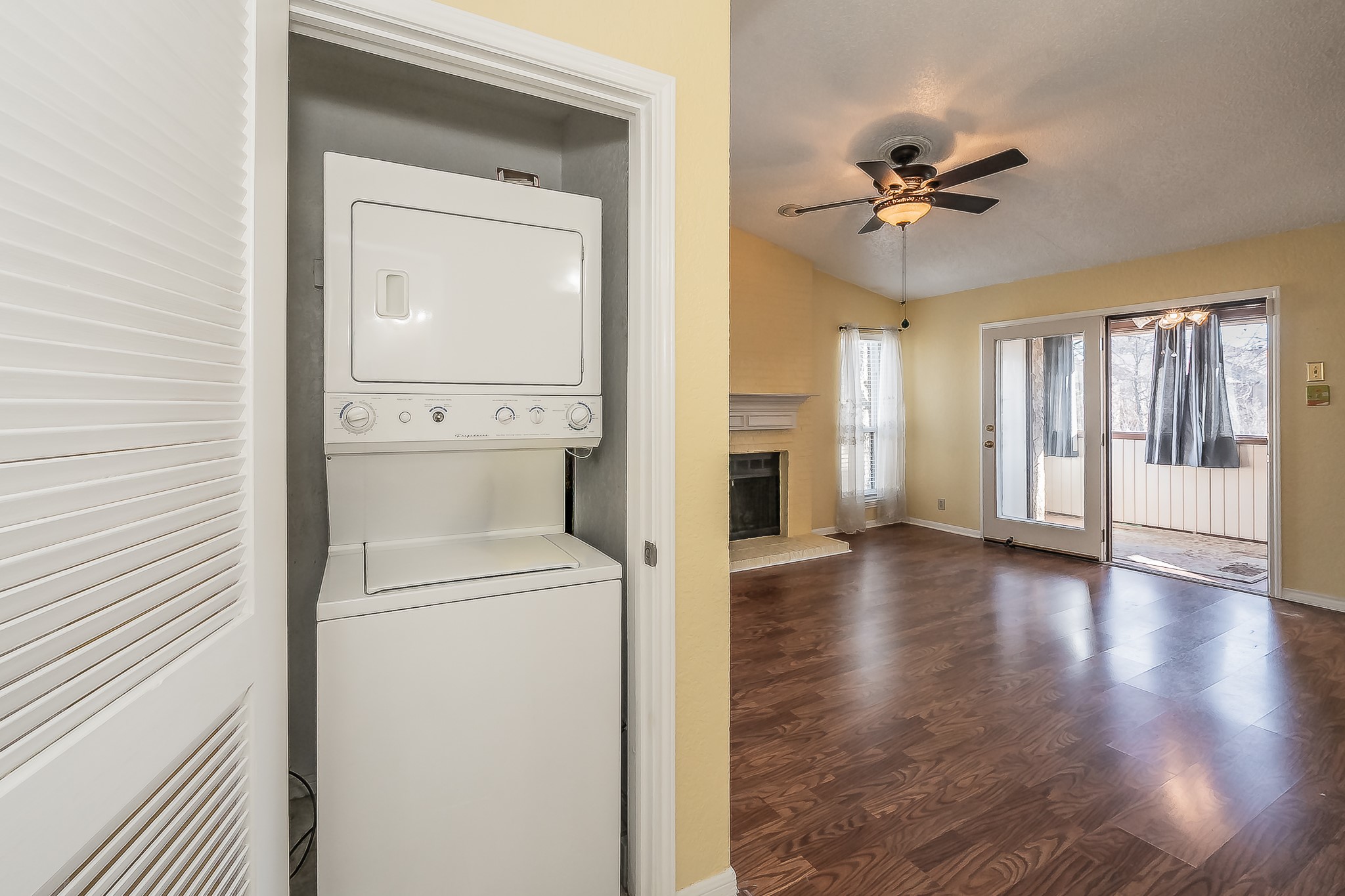 1208 Calico Lane Arlington TX 76011