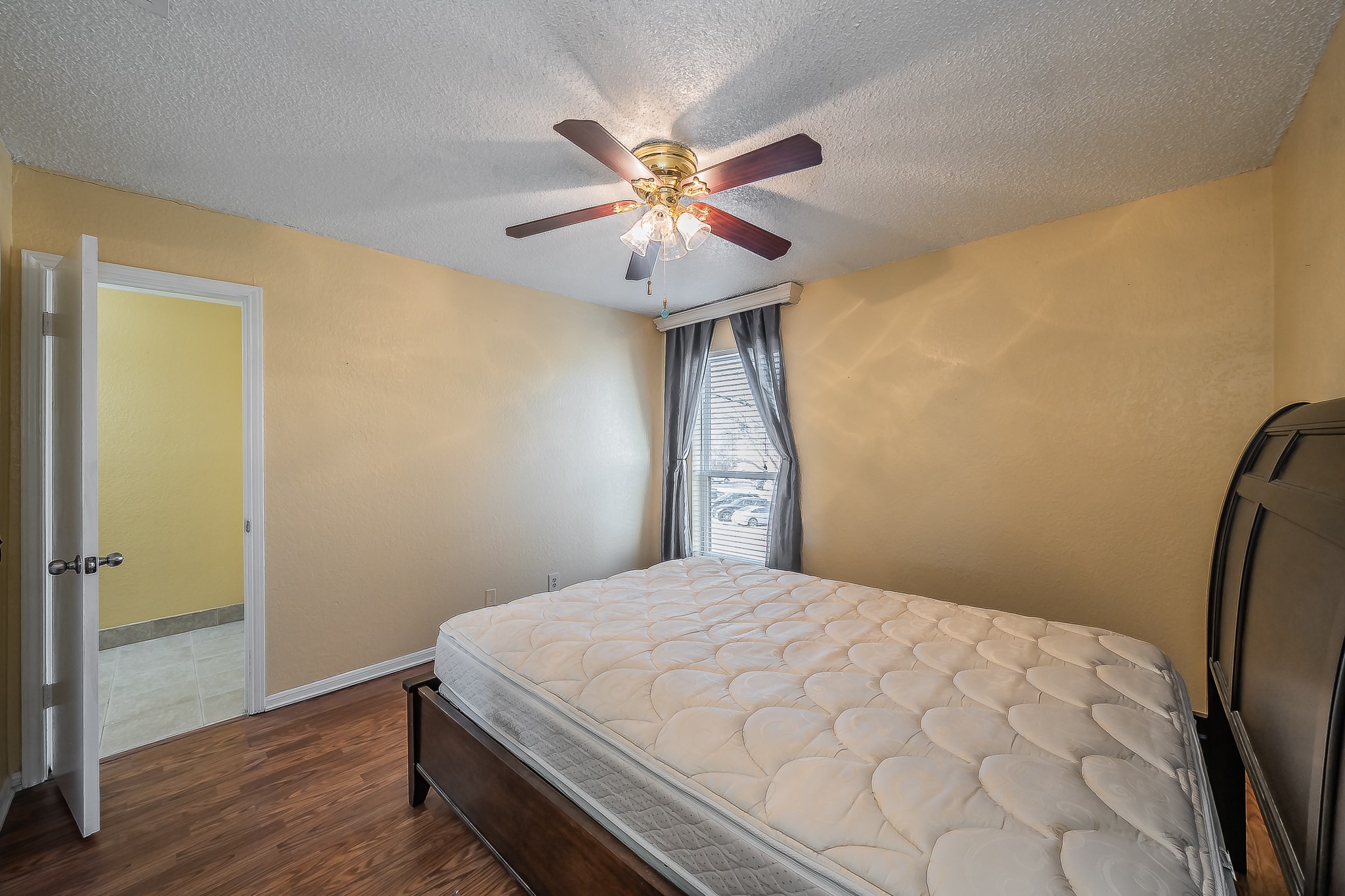 1208 Calico Lane Arlington TX 76011