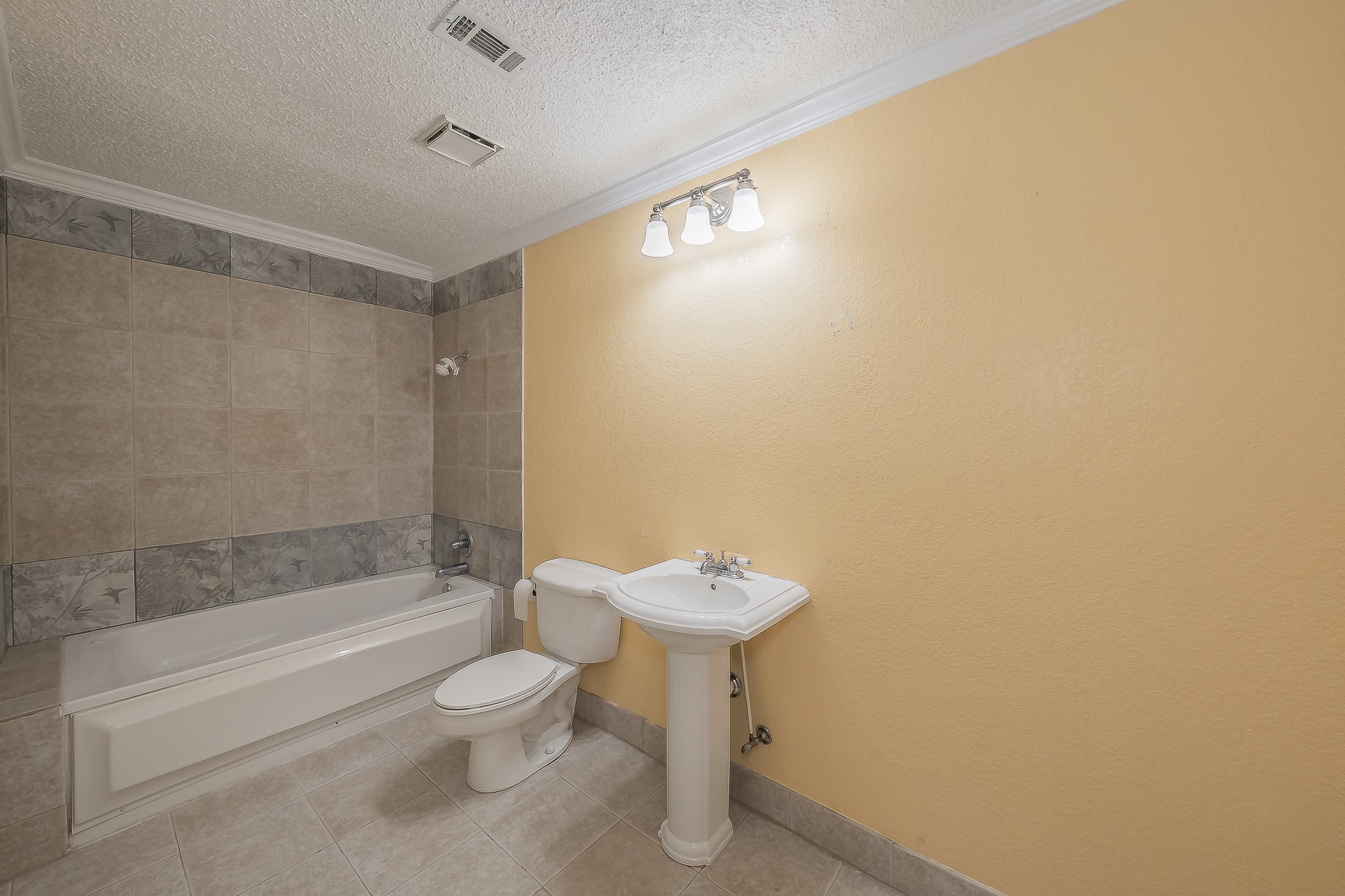 1208 Calico Lane Arlington TX 76011