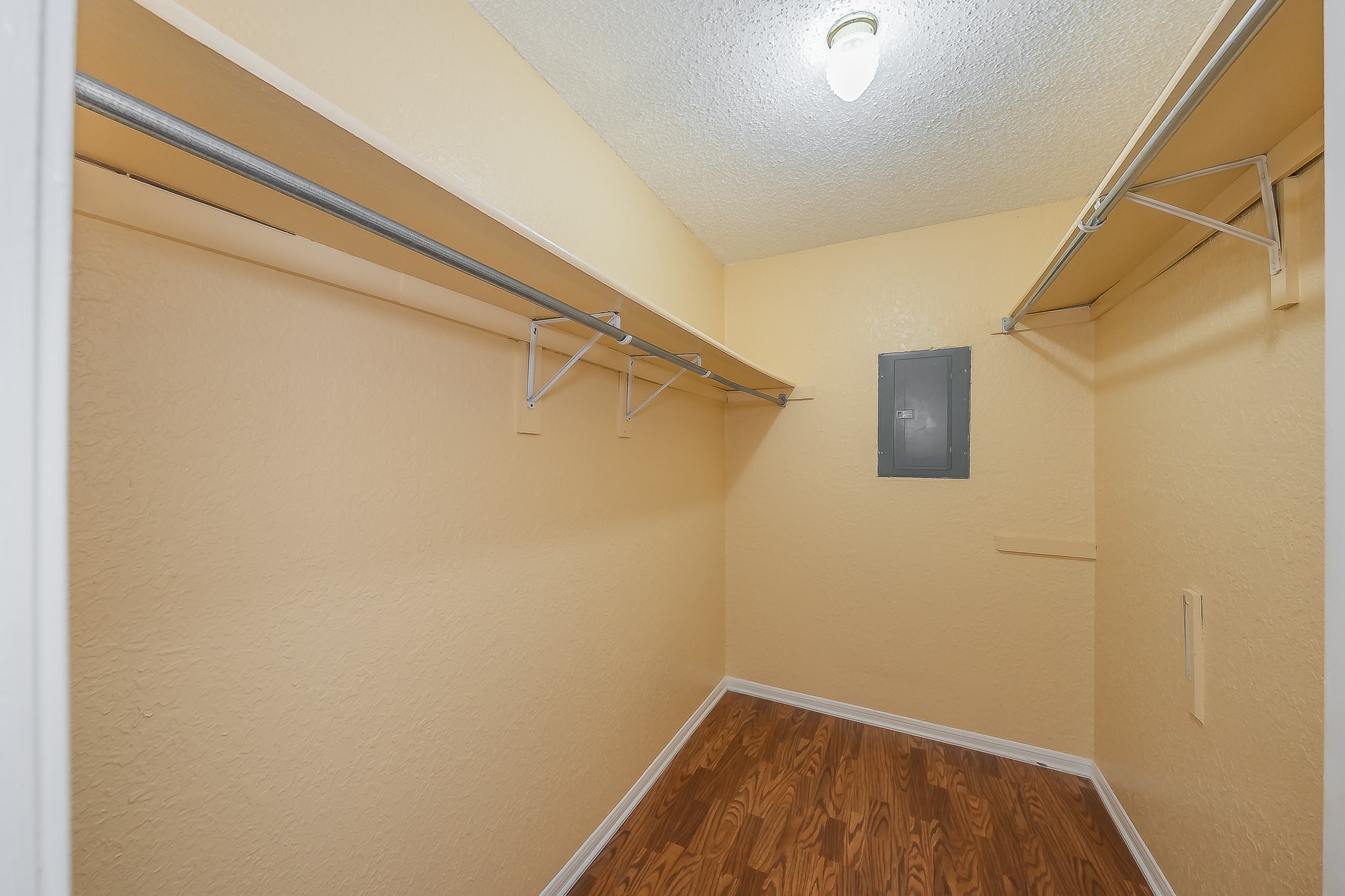 1208 Calico Lane Arlington TX 76011