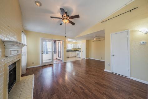 1208 Calico Lane Arlington TX 76011