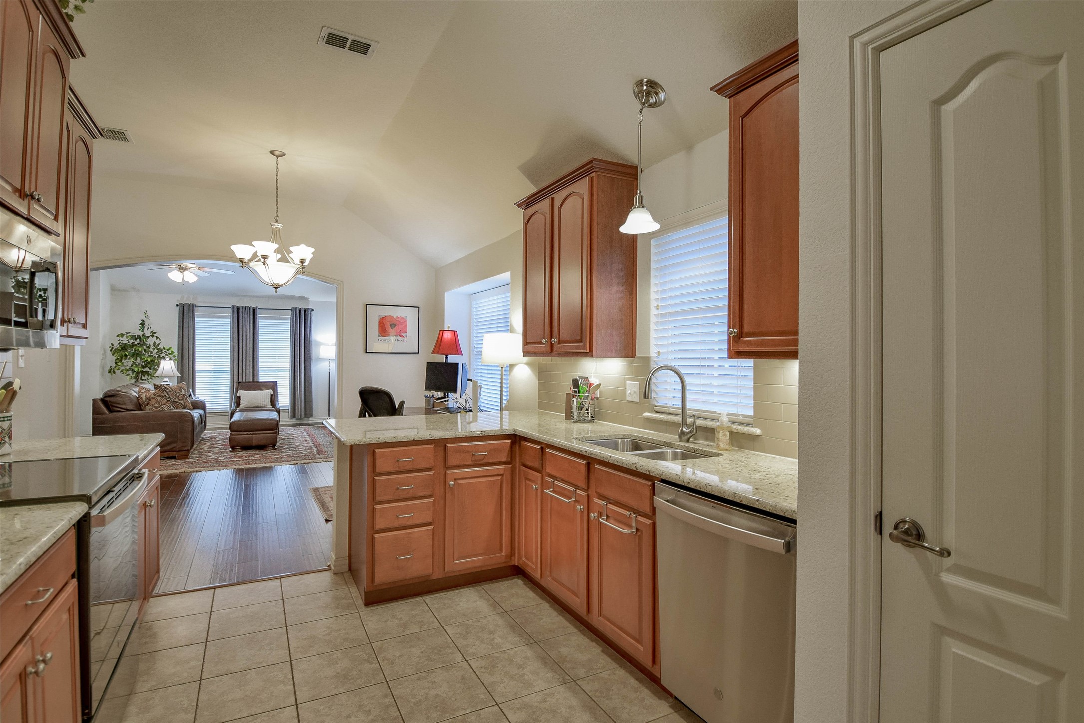 1706 Summer Hill Court Granbury TX 76048