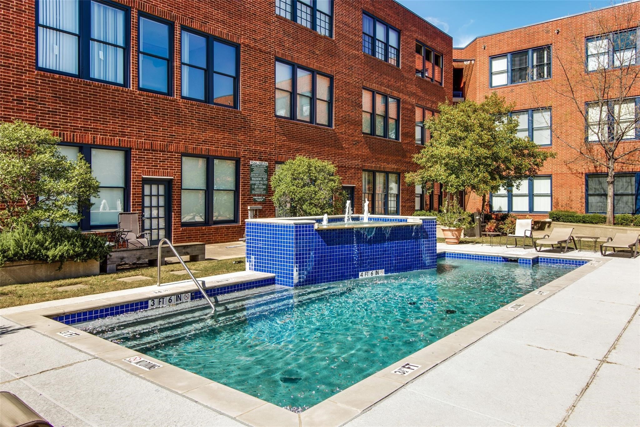 2502 Live Oak Street Dallas TX 75204