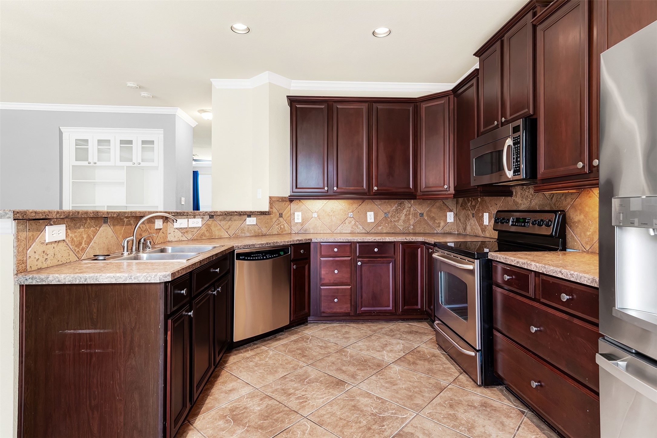 2556 Chambers Drive Lewisville TX 75067