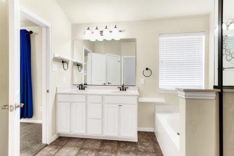 2556 Chambers Drive Lewisville TX 75067
