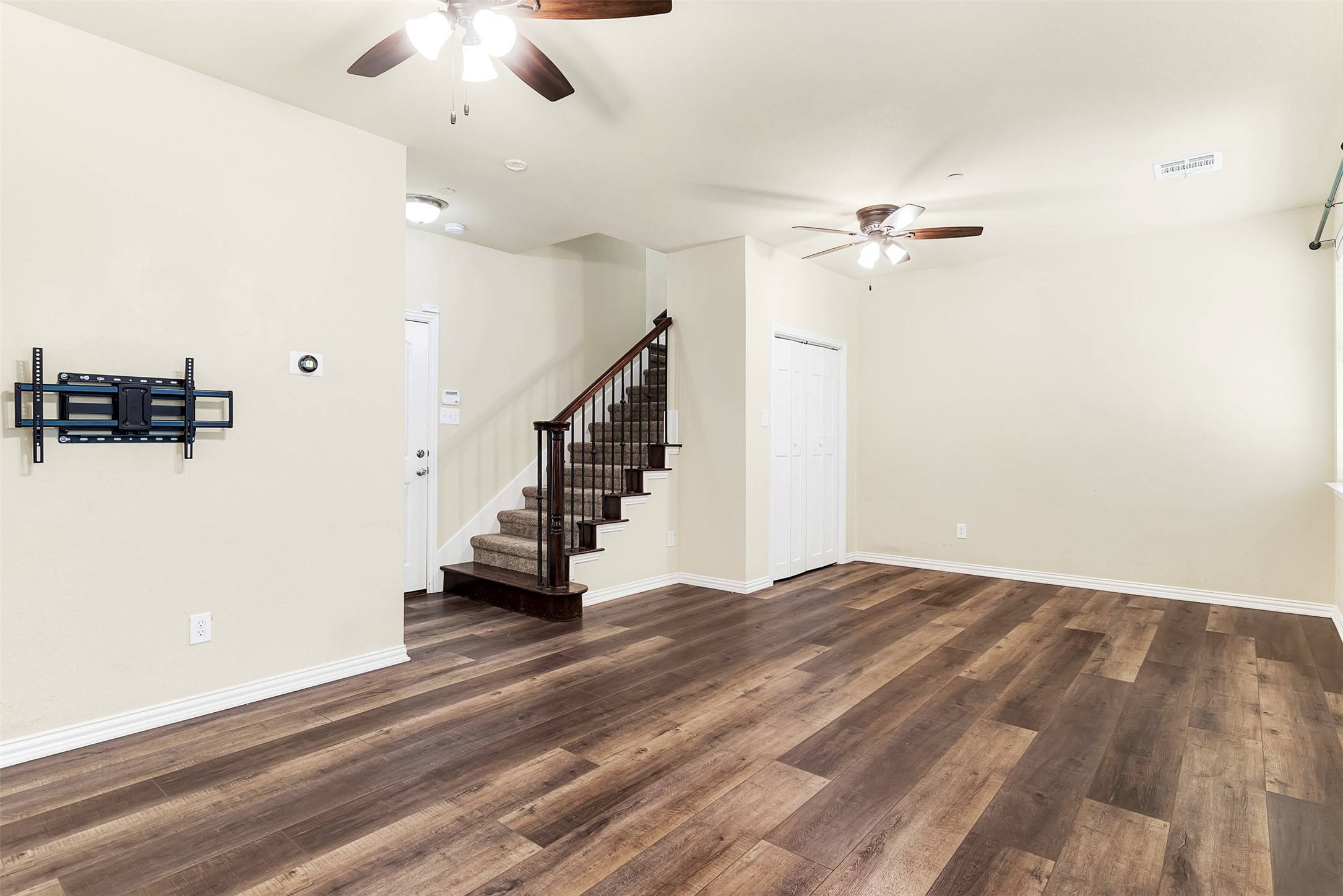 2556 Chambers Drive Lewisville TX 75067