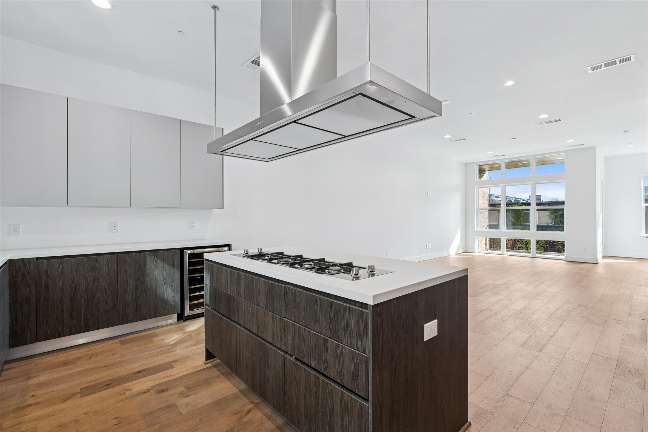 3048 Chimes Street Dallas TX 75219