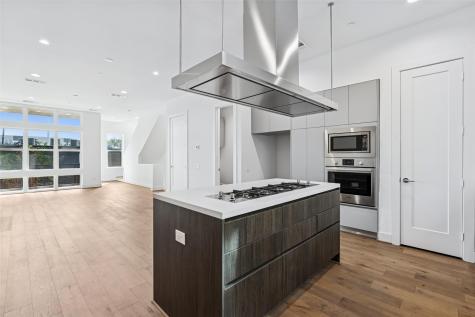 3048 Chimes Street Dallas TX 75219