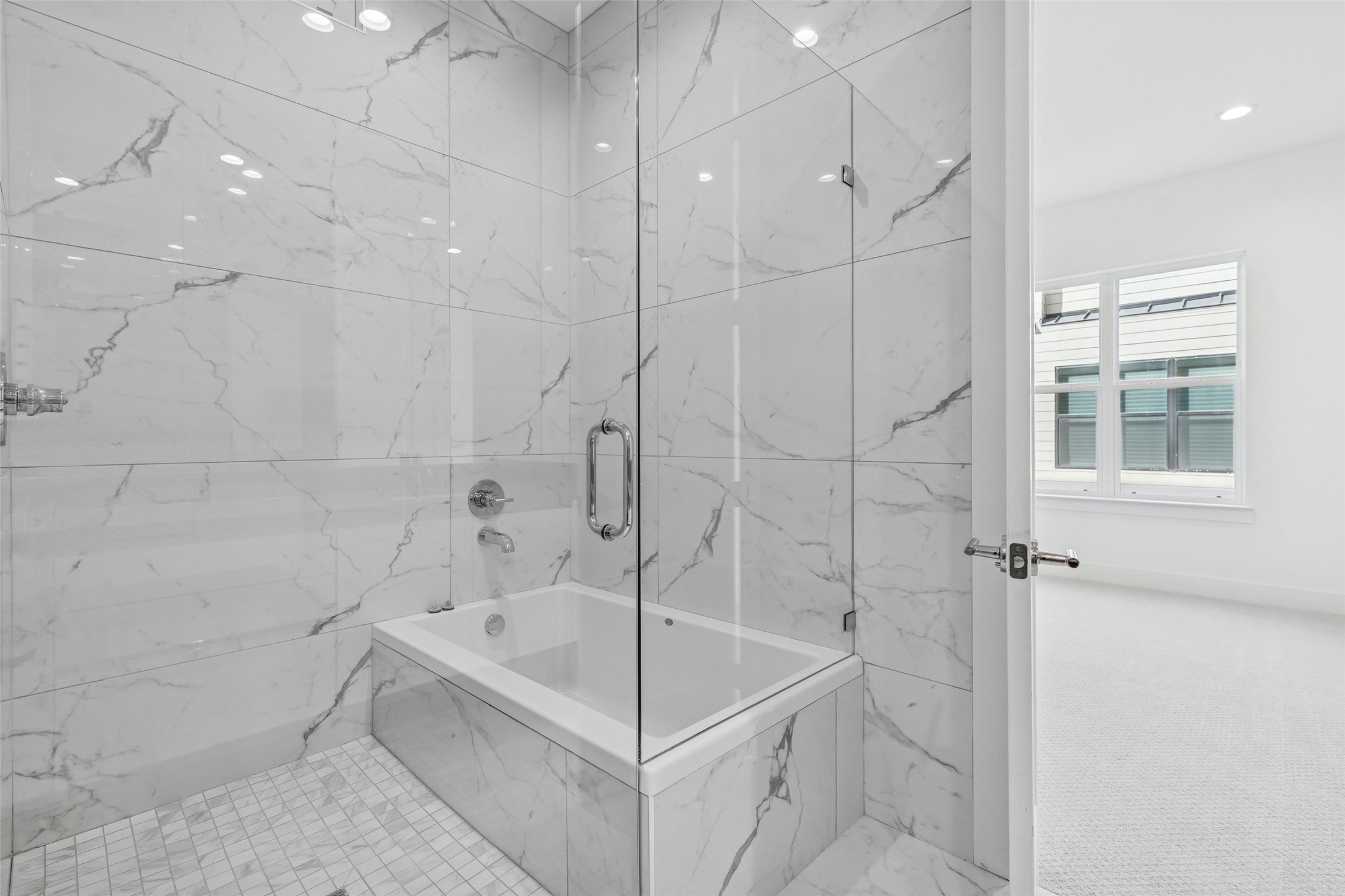 3048 Chimes Street Dallas TX 75219