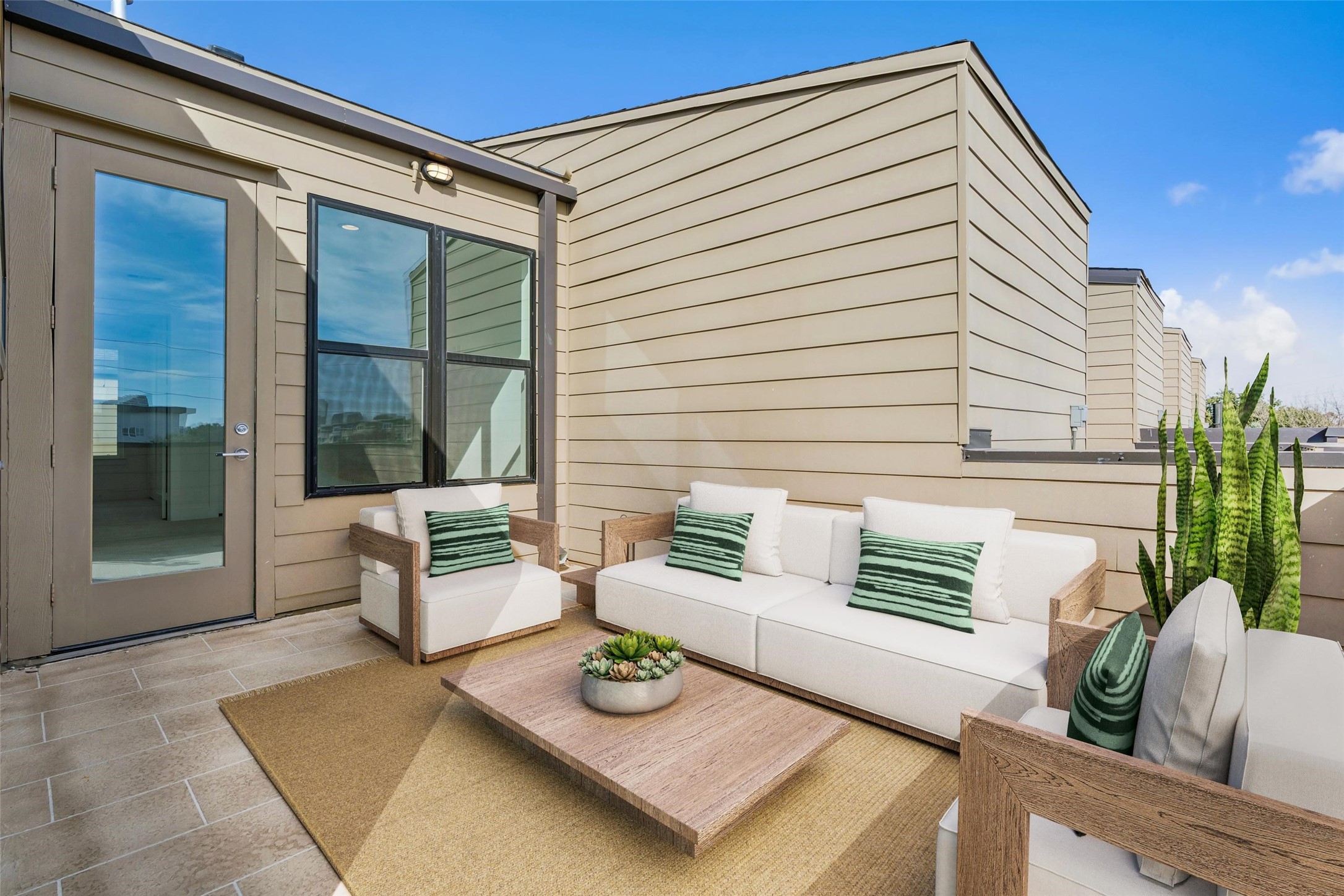 3048 Chimes Street Dallas TX 75219