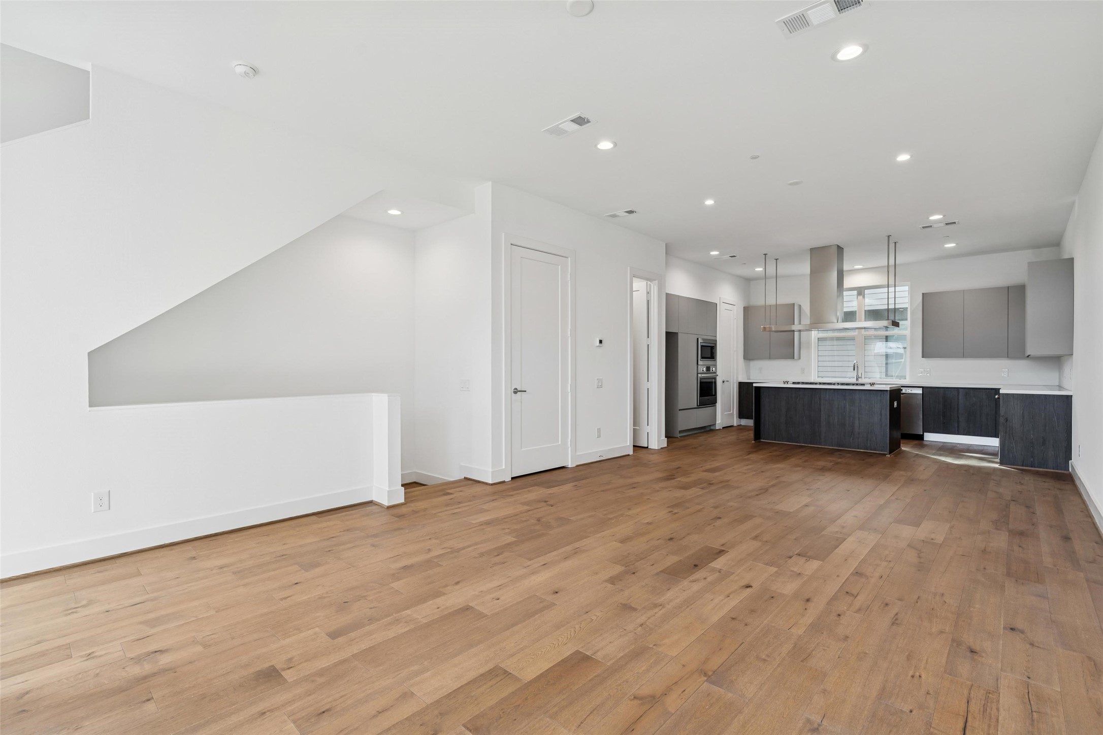 3048 Chimes Street Dallas TX 75219