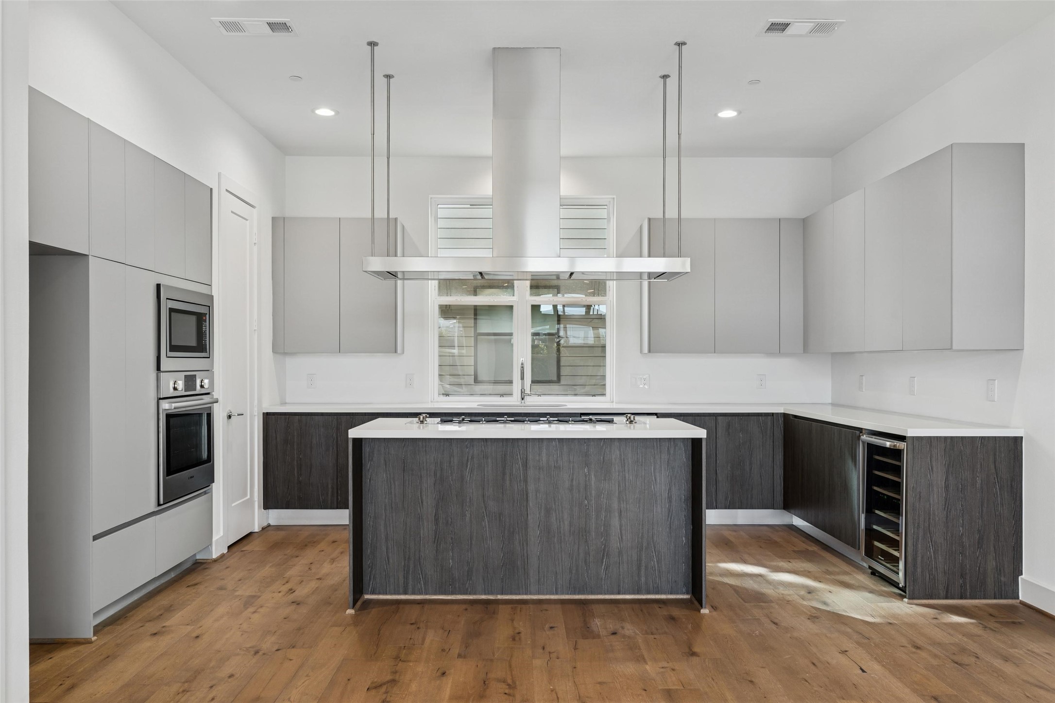 3048 Chimes Street Dallas TX 75219