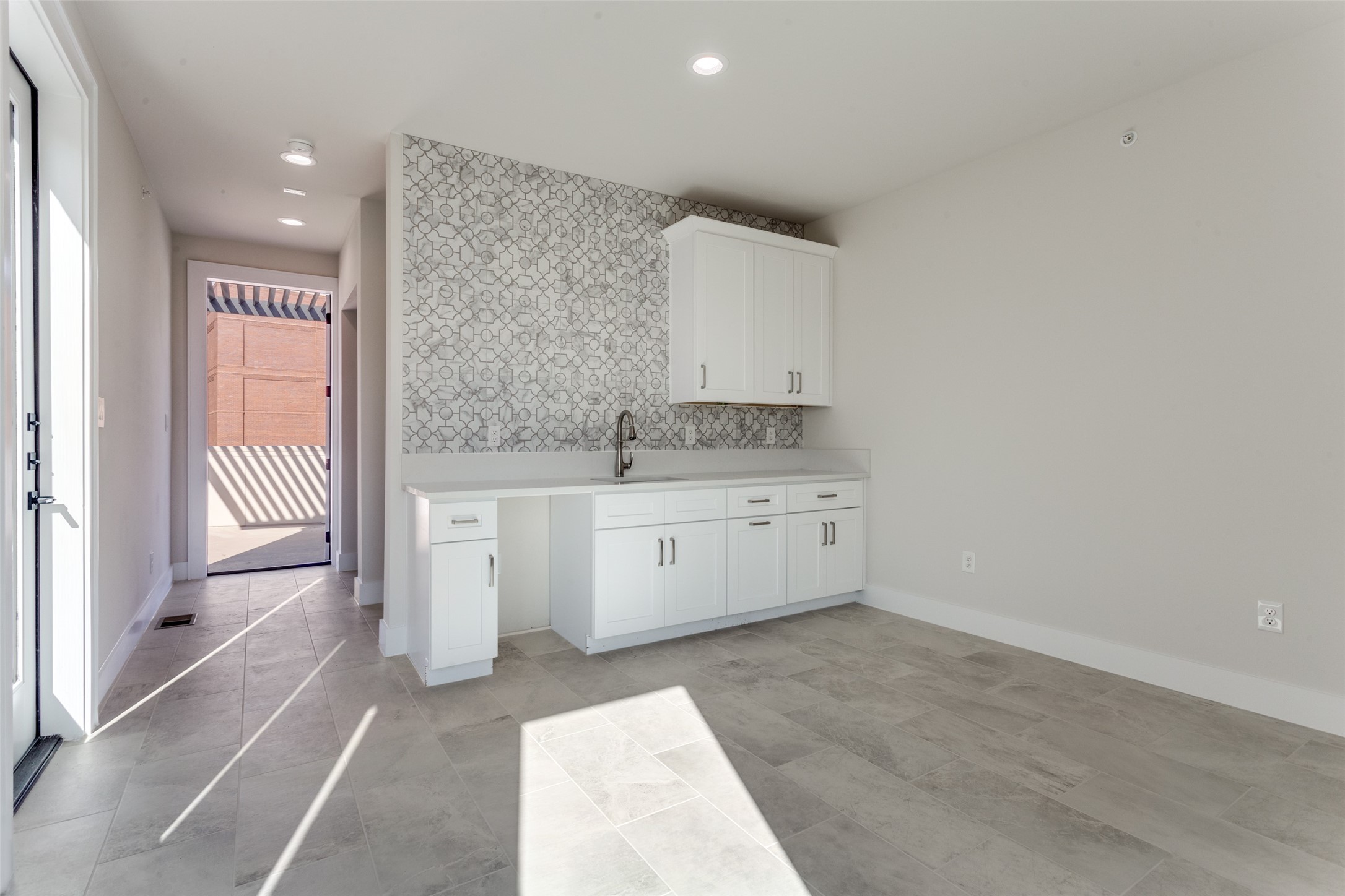 250 E Dallas Road Grapevine TX 76051