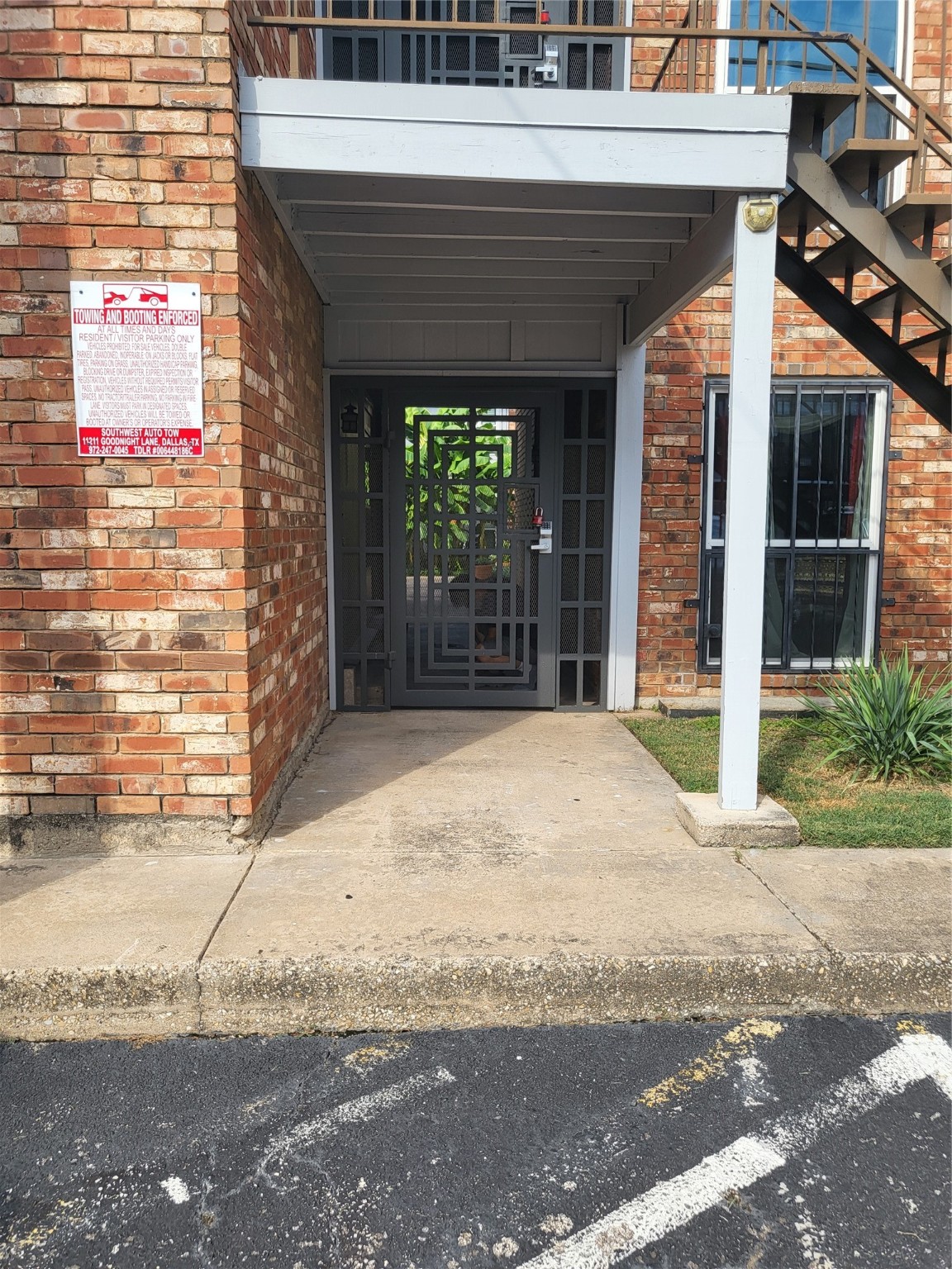 4317 Hartford Street Dallas TX 75219