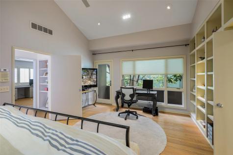 4053 Travis Street Dallas TX 75204