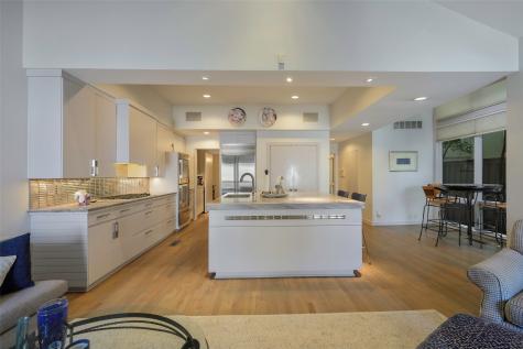 4053 Travis Street Dallas TX 75204