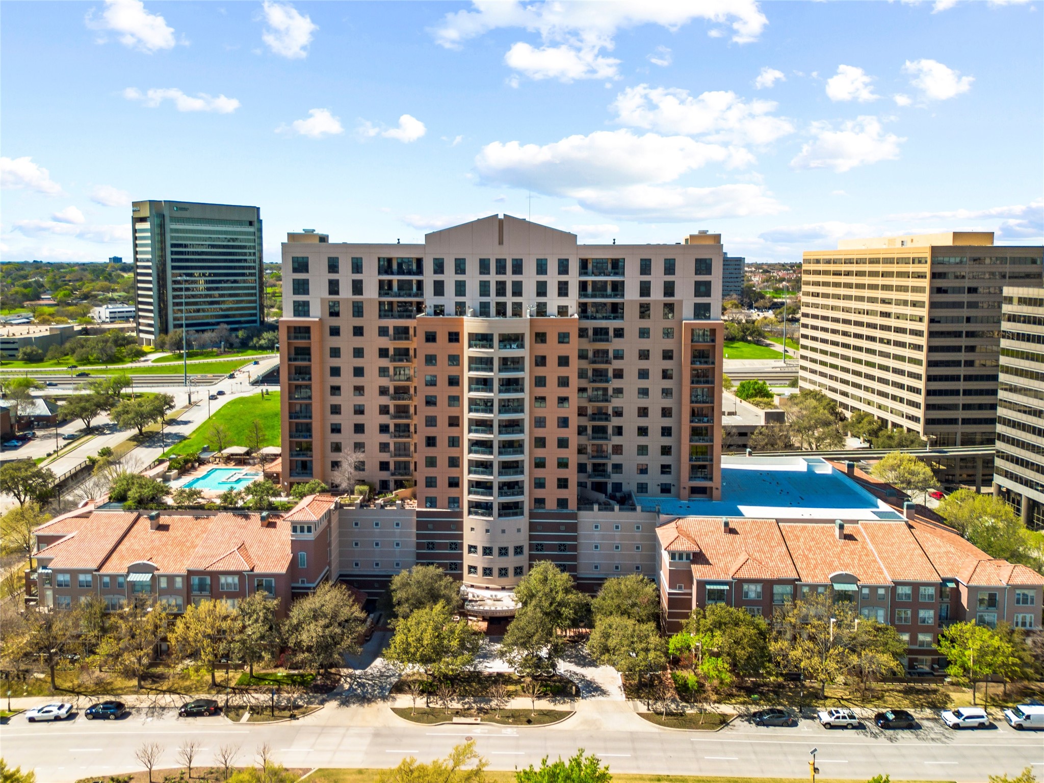330 Las Colinas Boulevard E Irving TX 75039
