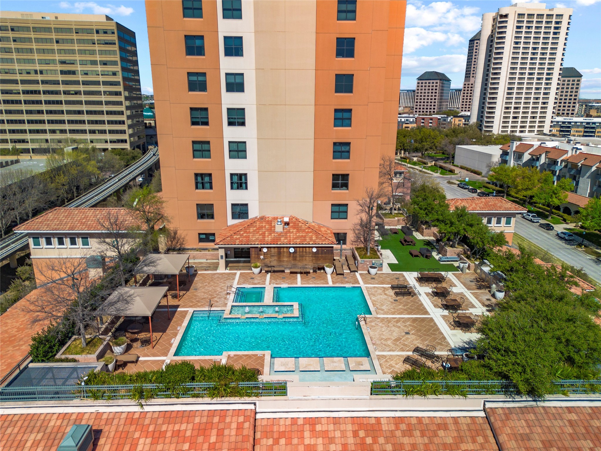 330 Las Colinas Boulevard E Irving TX 75039