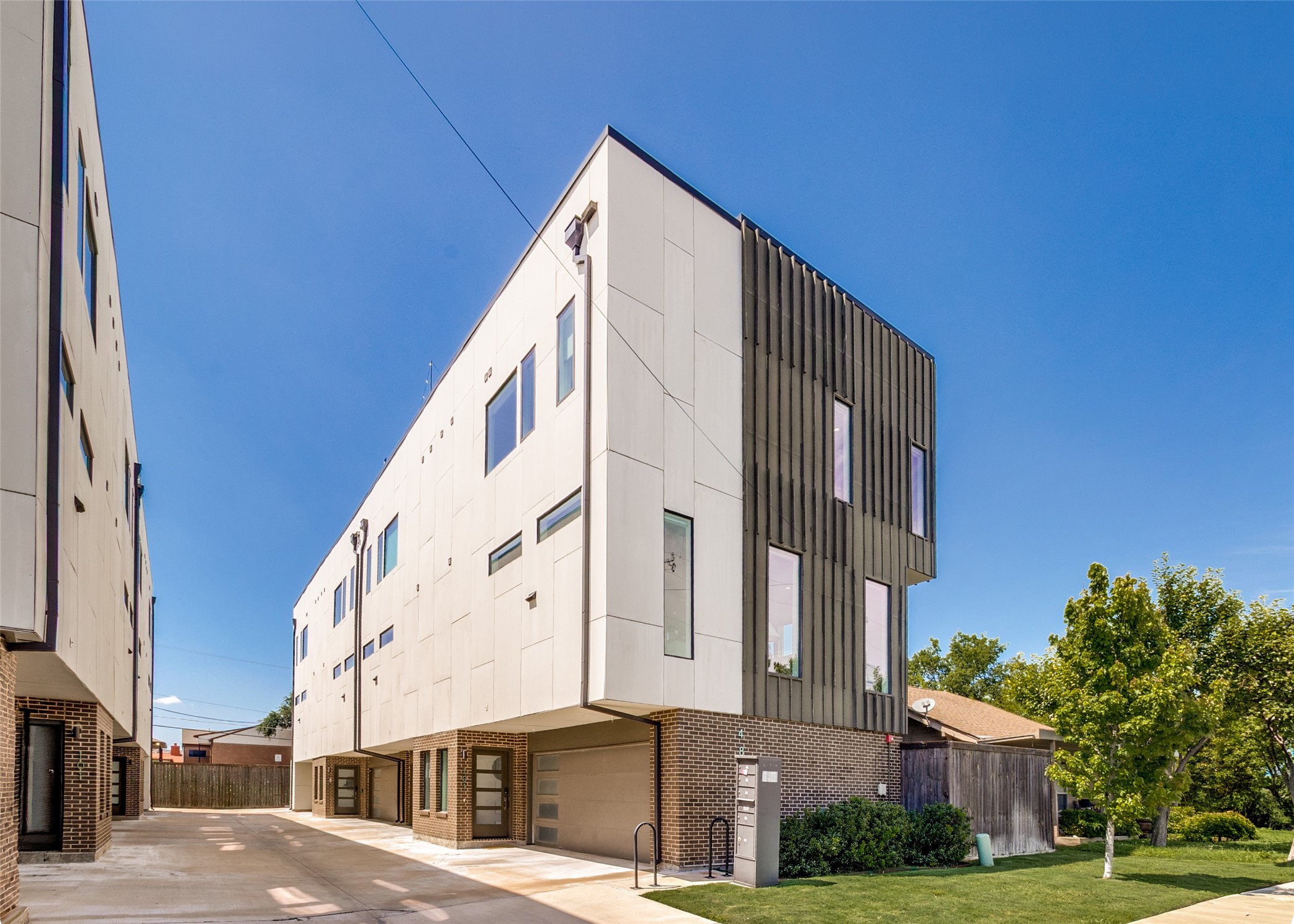 4811 Manett Street Dallas TX 75204