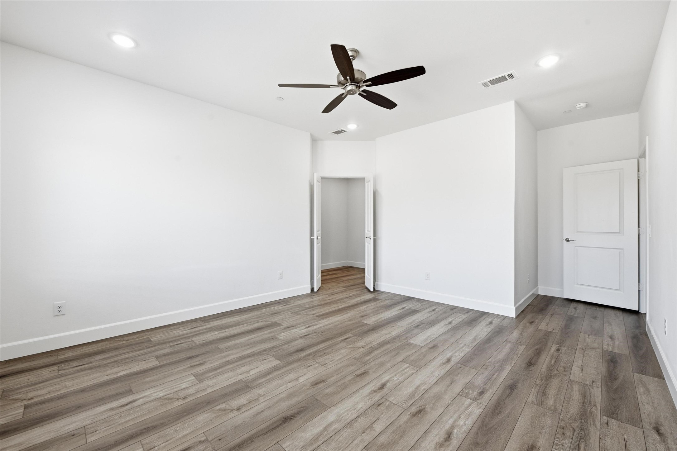 5653 Woodlands Drive The Colony TX 75056