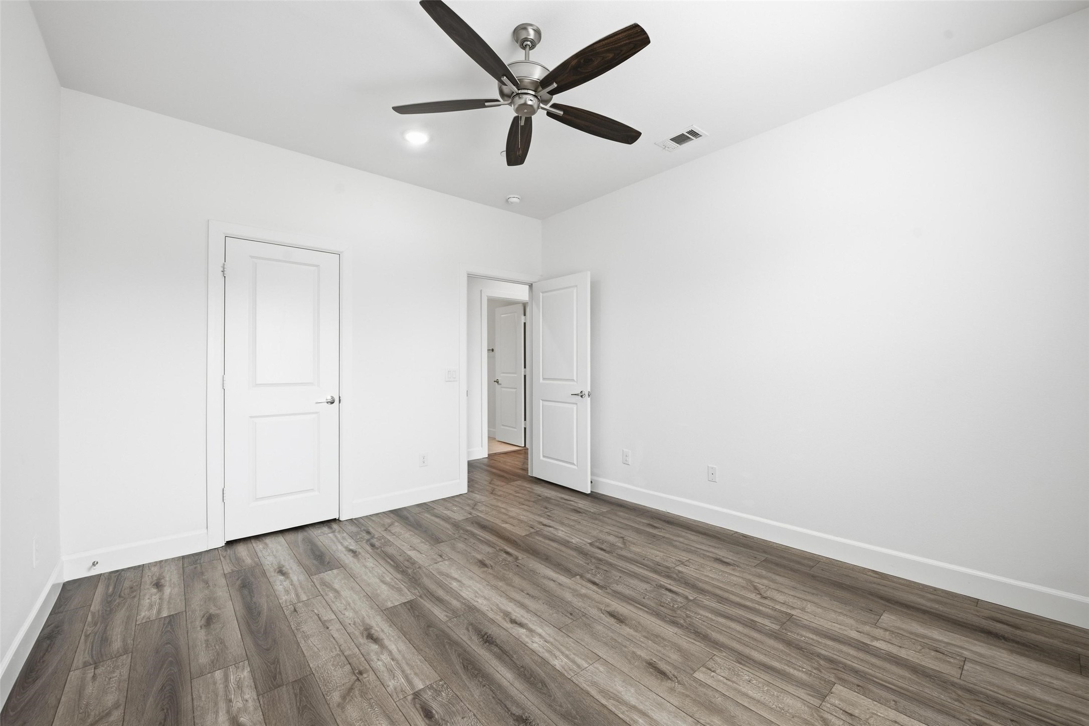 5653 Woodlands Drive The Colony TX 75056