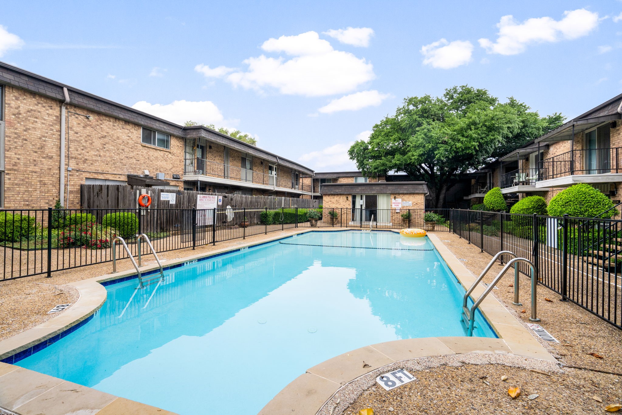 10220 Regal Oaks Drive Dallas TX 75230