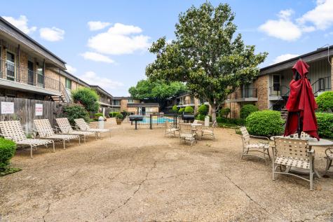 10220 Regal Oaks Drive Dallas TX 75230