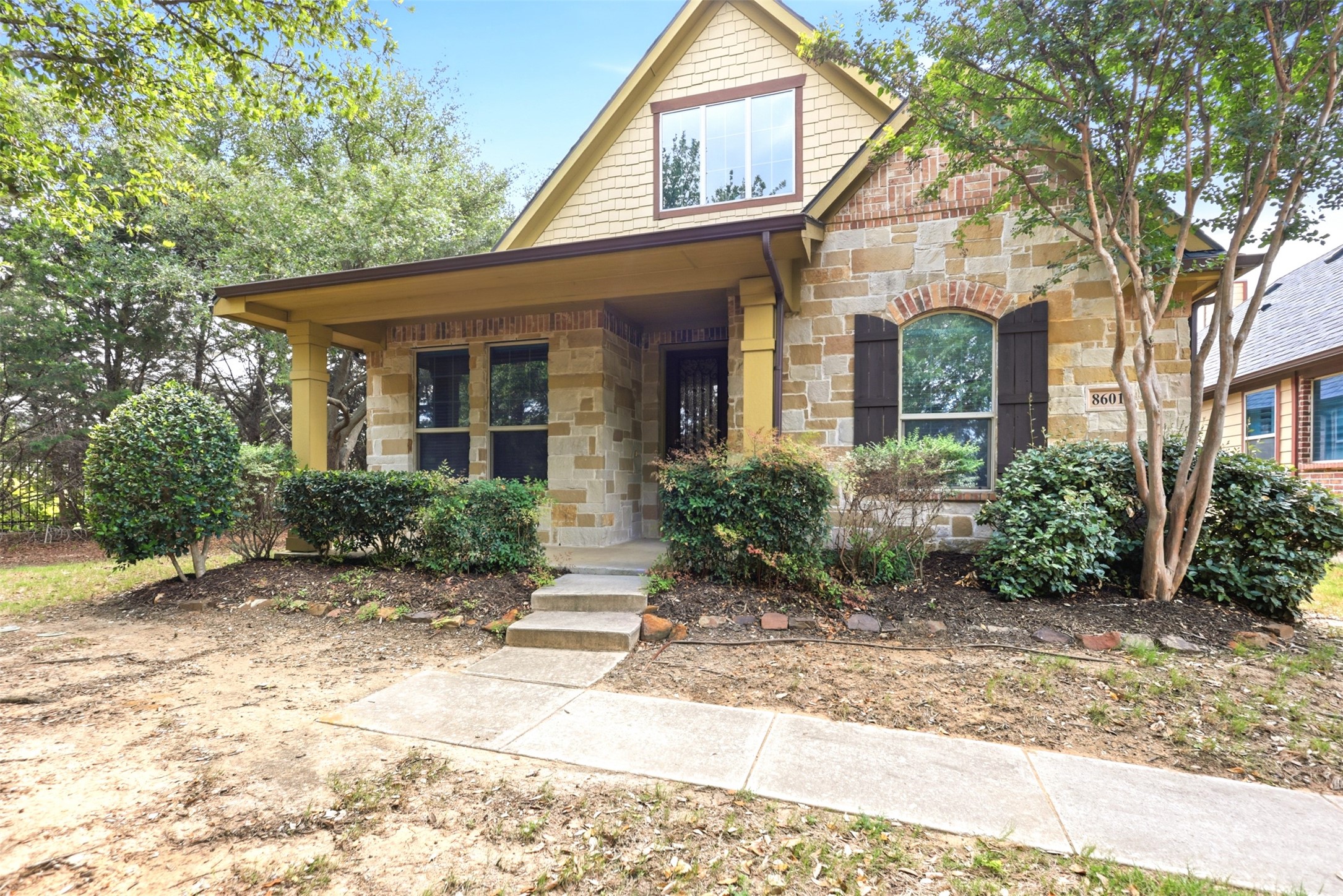 8601 Gracewood Drive Mckinney TX 75070