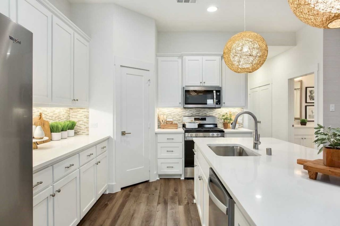 2634 Zinfandel Road Grand Prairie TX 75054
