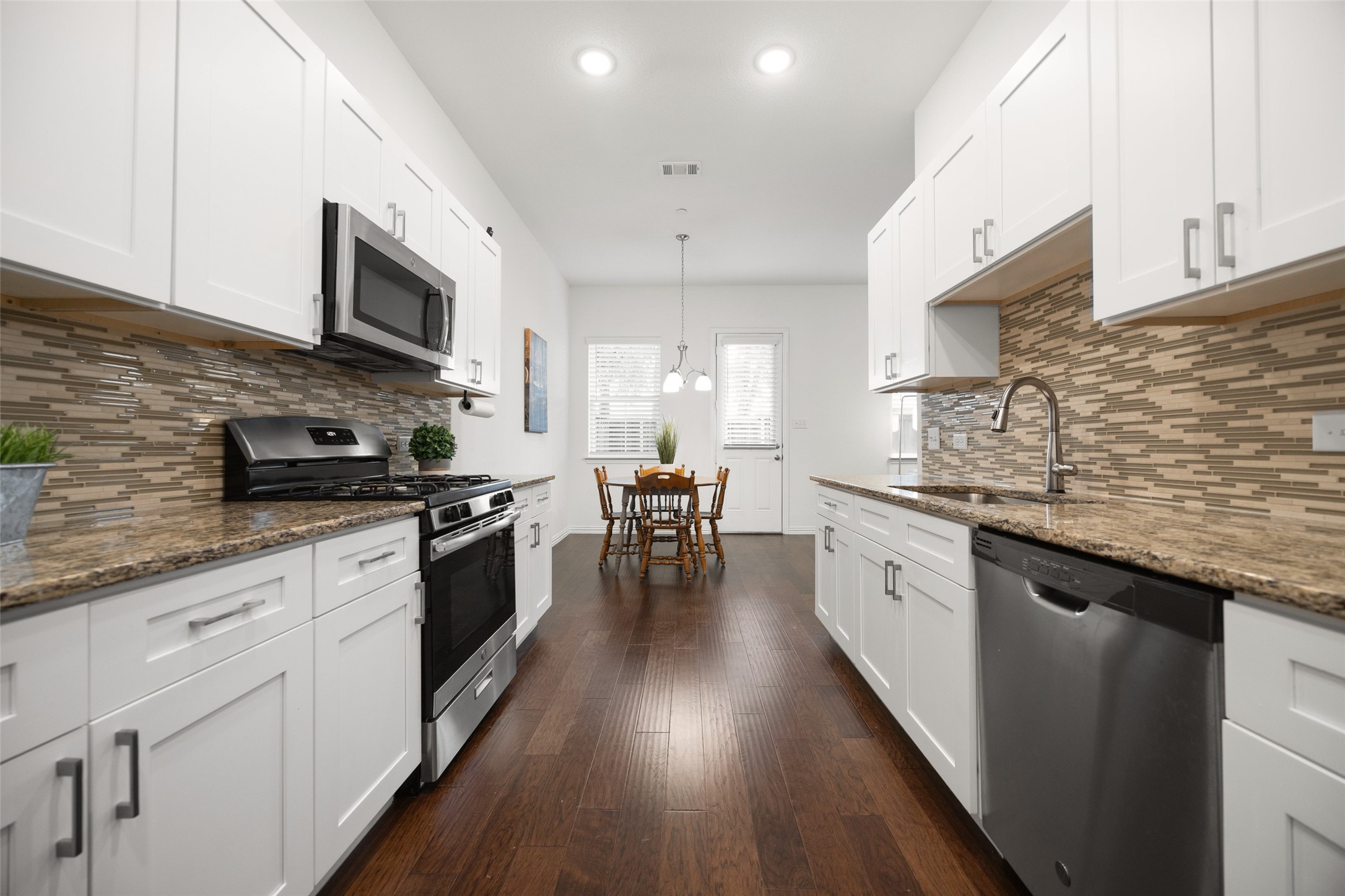2413 Ash Lane Sachse TX 75048