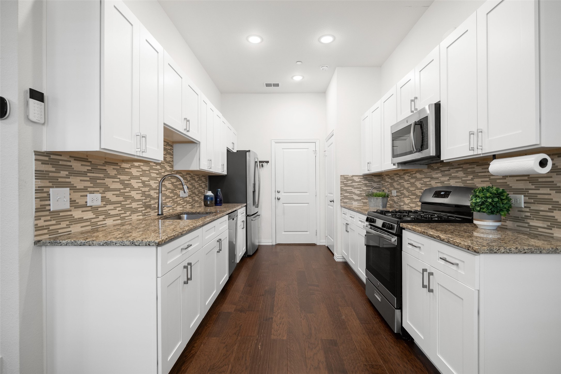 2413 Ash Lane Sachse TX 75048