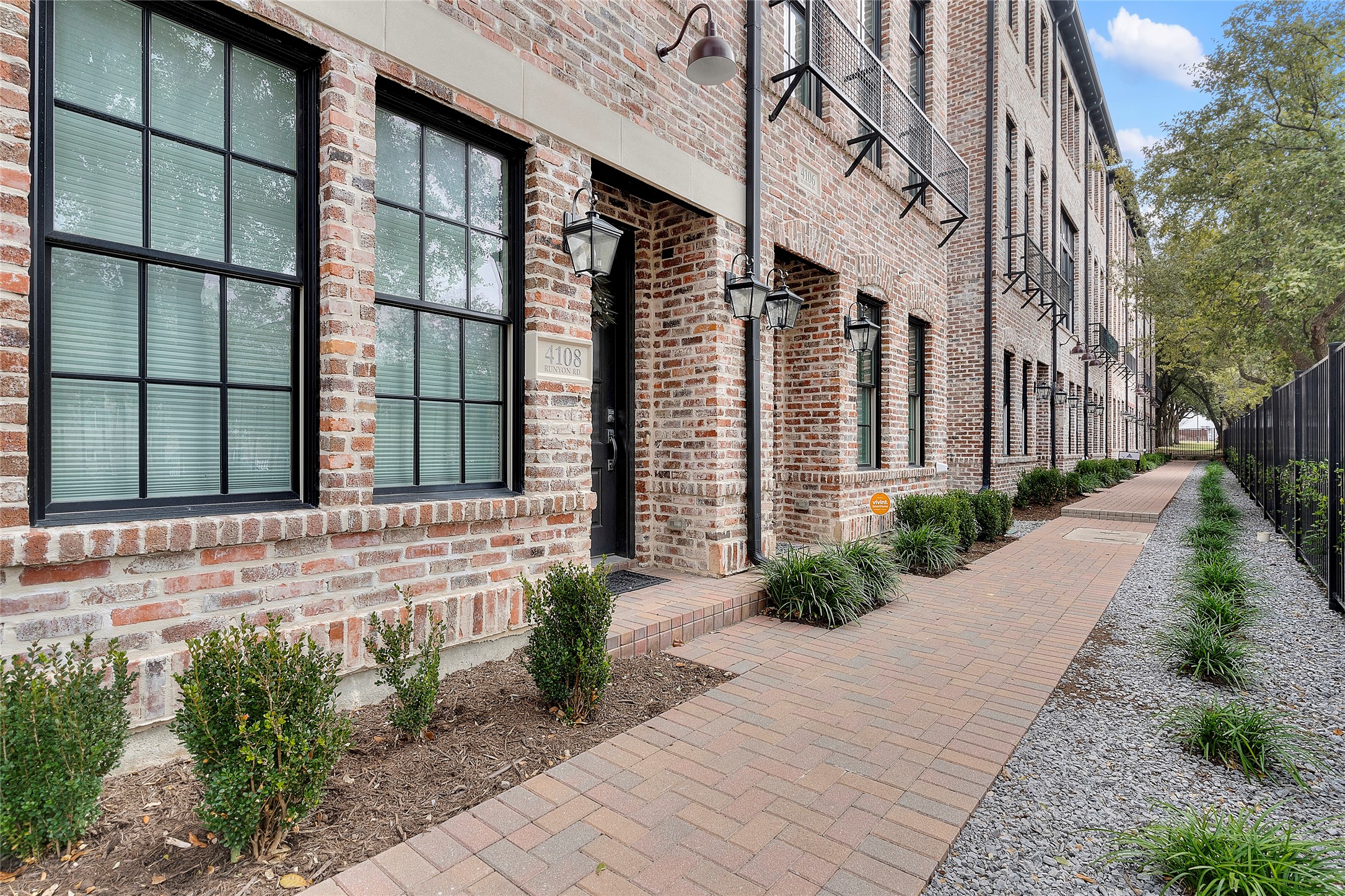 4108 Runyon Road Addison TX 75001