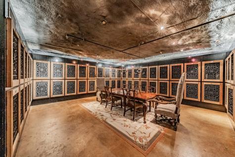 1505 Elm Street Dallas TX 75201