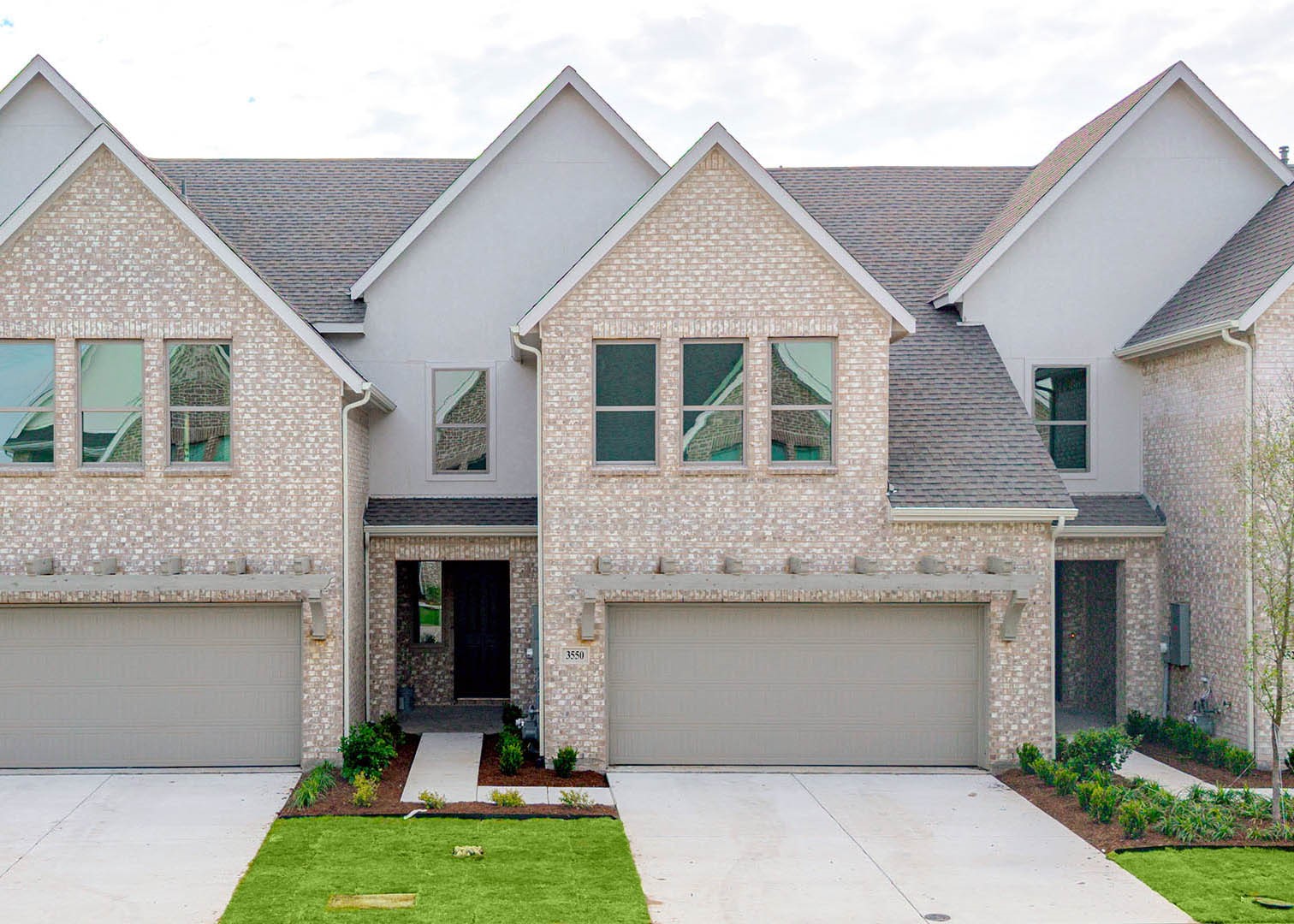 3550 Pierce Lane Grand Prairie TX 75052