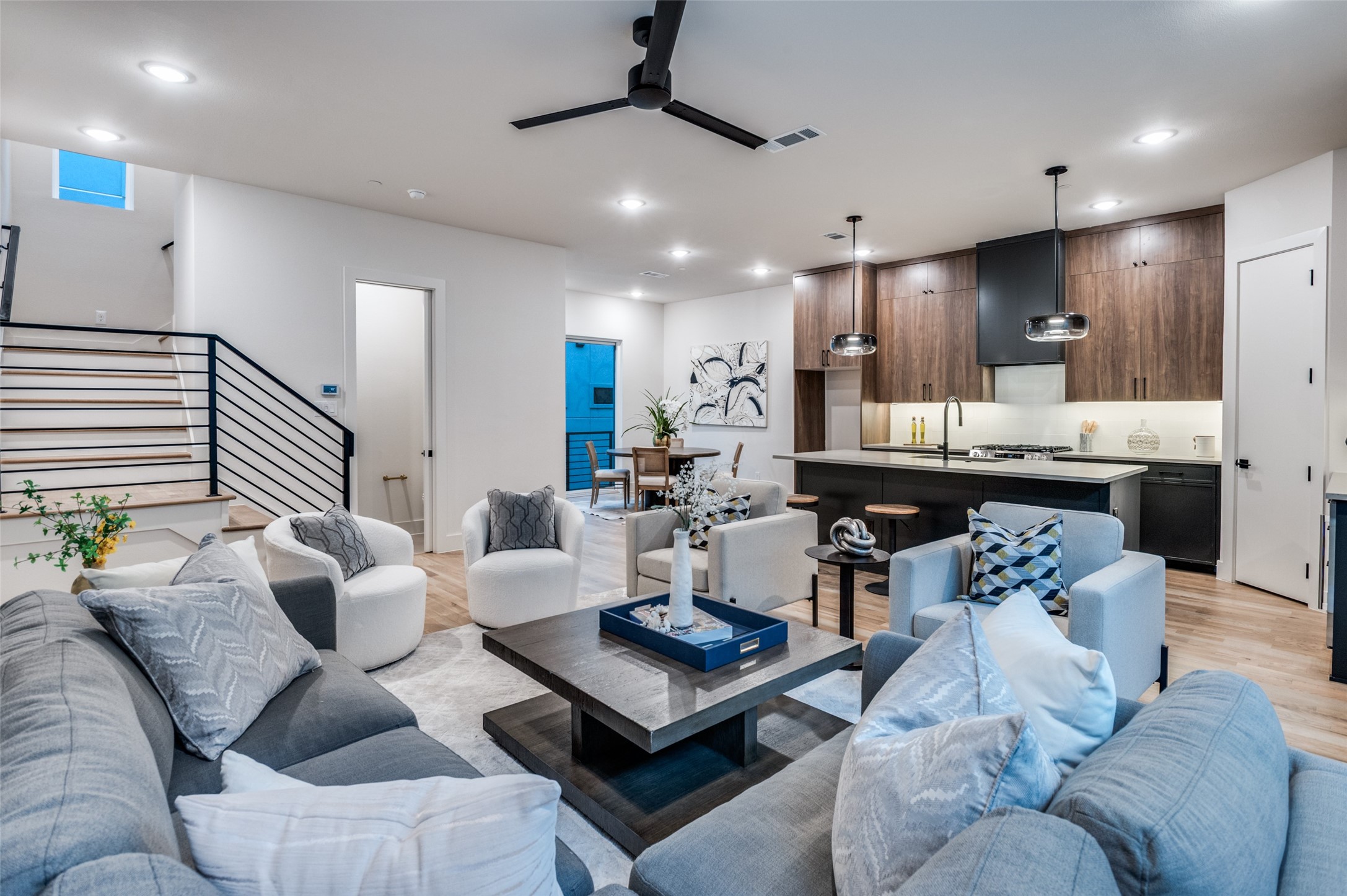 2906 Hawthorne Avenue Dallas TX 75219