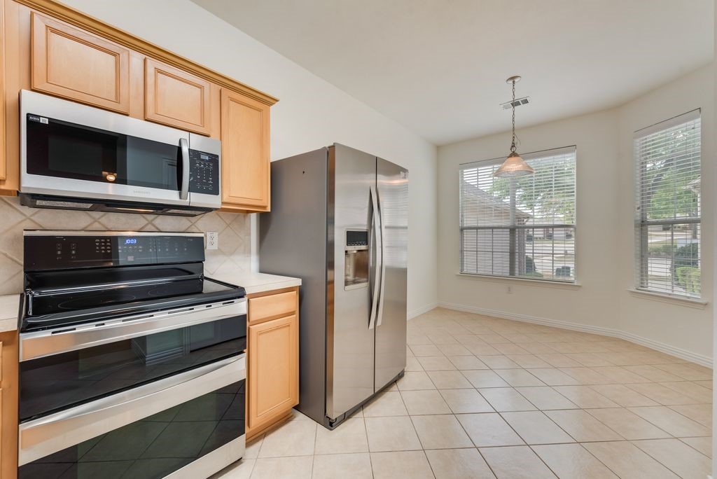 233 Heritage Hill Drive Lewisville TX 75067