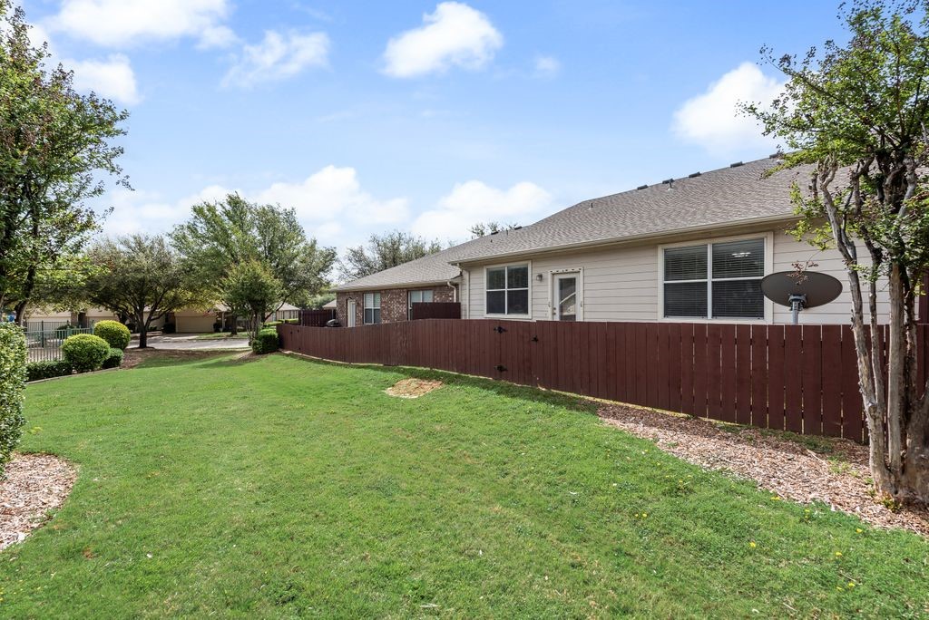 233 Heritage Hill Drive Lewisville TX 75067