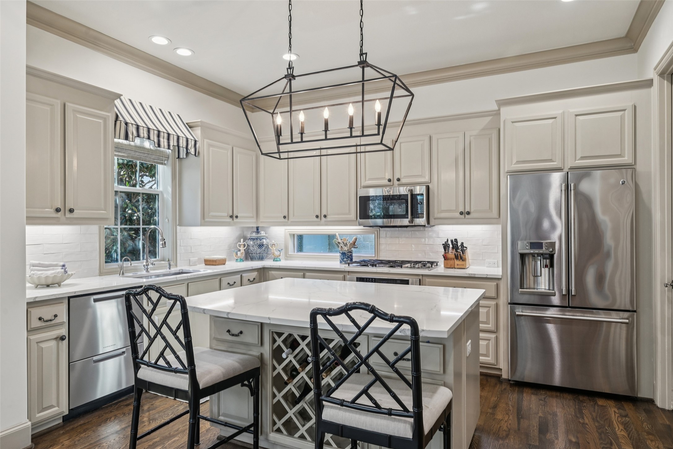2705 Welborn Street Dallas TX 75219