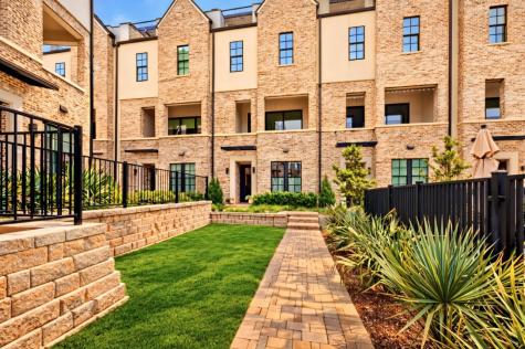 645 Dalton Lane Irving TX 75039