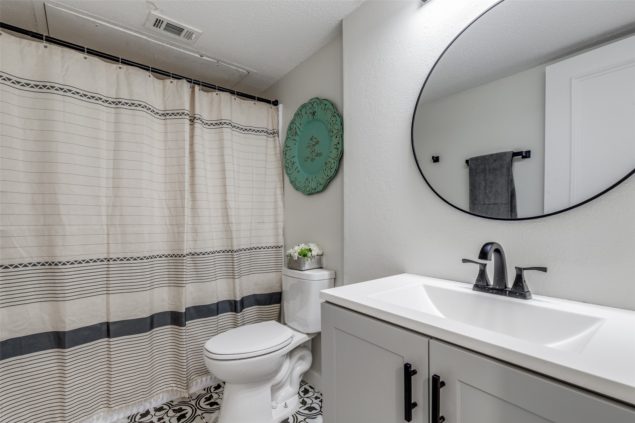 5335 Bent Tree Forest Drive Dallas TX 75248