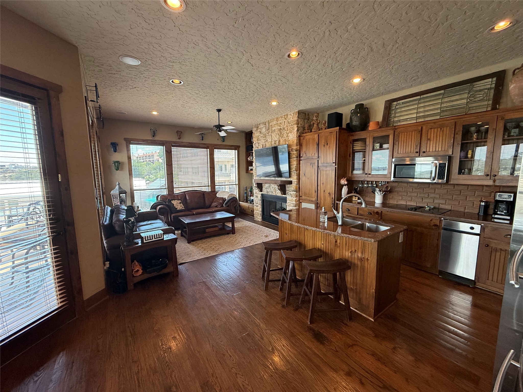 3003 Upcreek Alley Strawn TX 76475