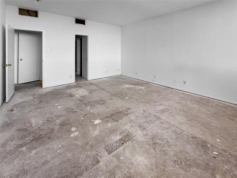 6335 W Northwest Highway Dallas TX 75225
