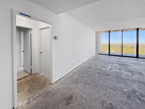 6335 W Northwest Highway Dallas TX 75225