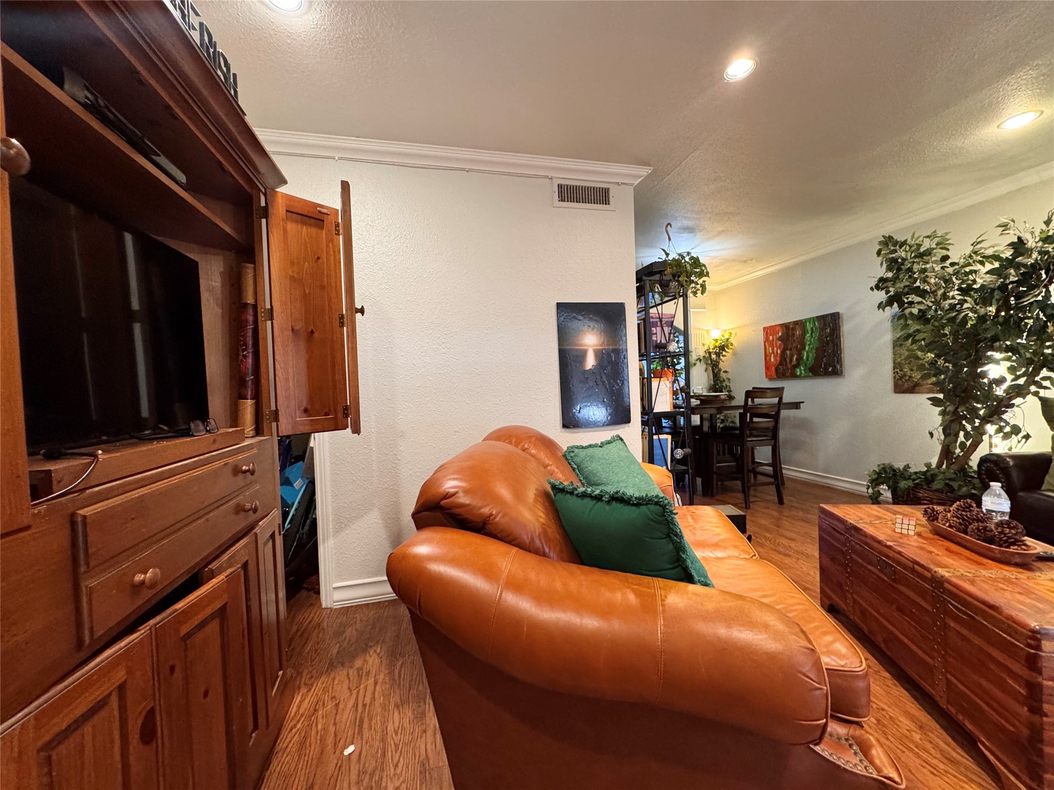 3007 Valley Meadow Drive Dallas TX 75220