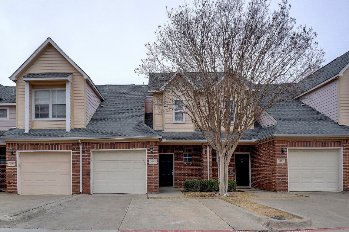 2445 Southcourt Circle Irving TX 75038
