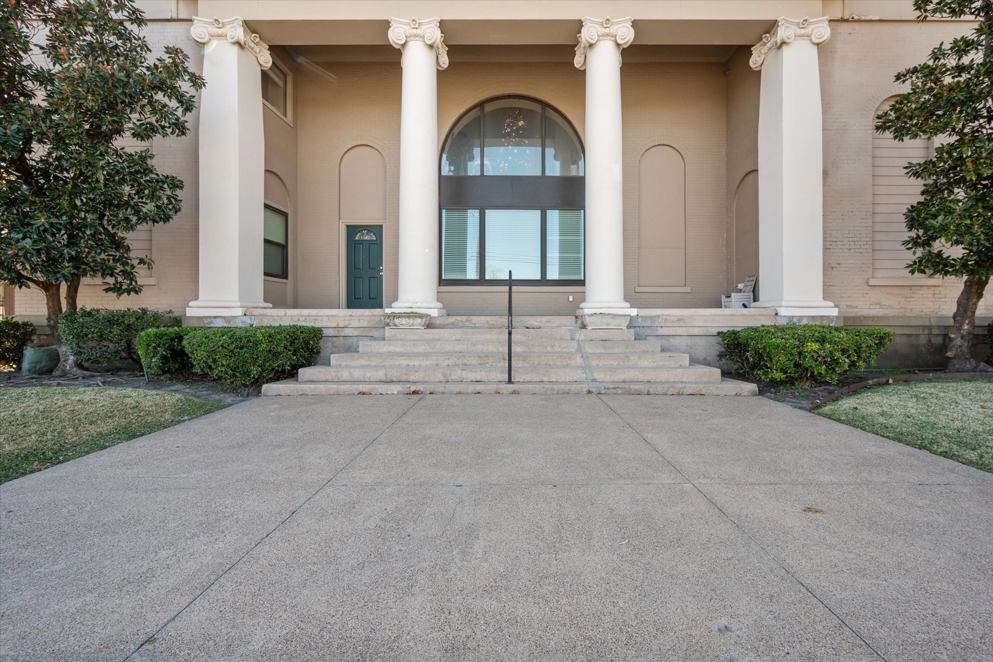 603 W 6th Avenue Corsicana TX 75110