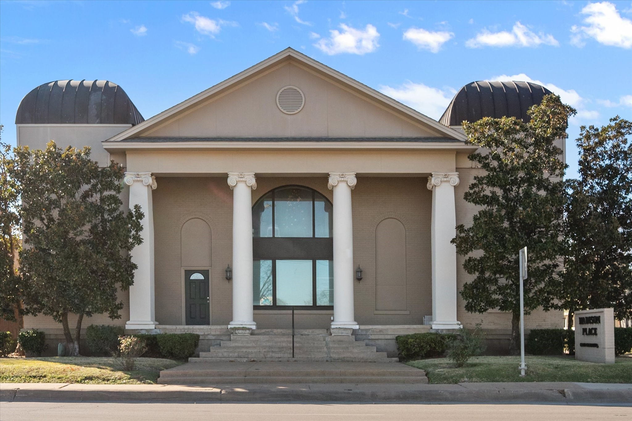603 W 6th Avenue Corsicana TX 75110