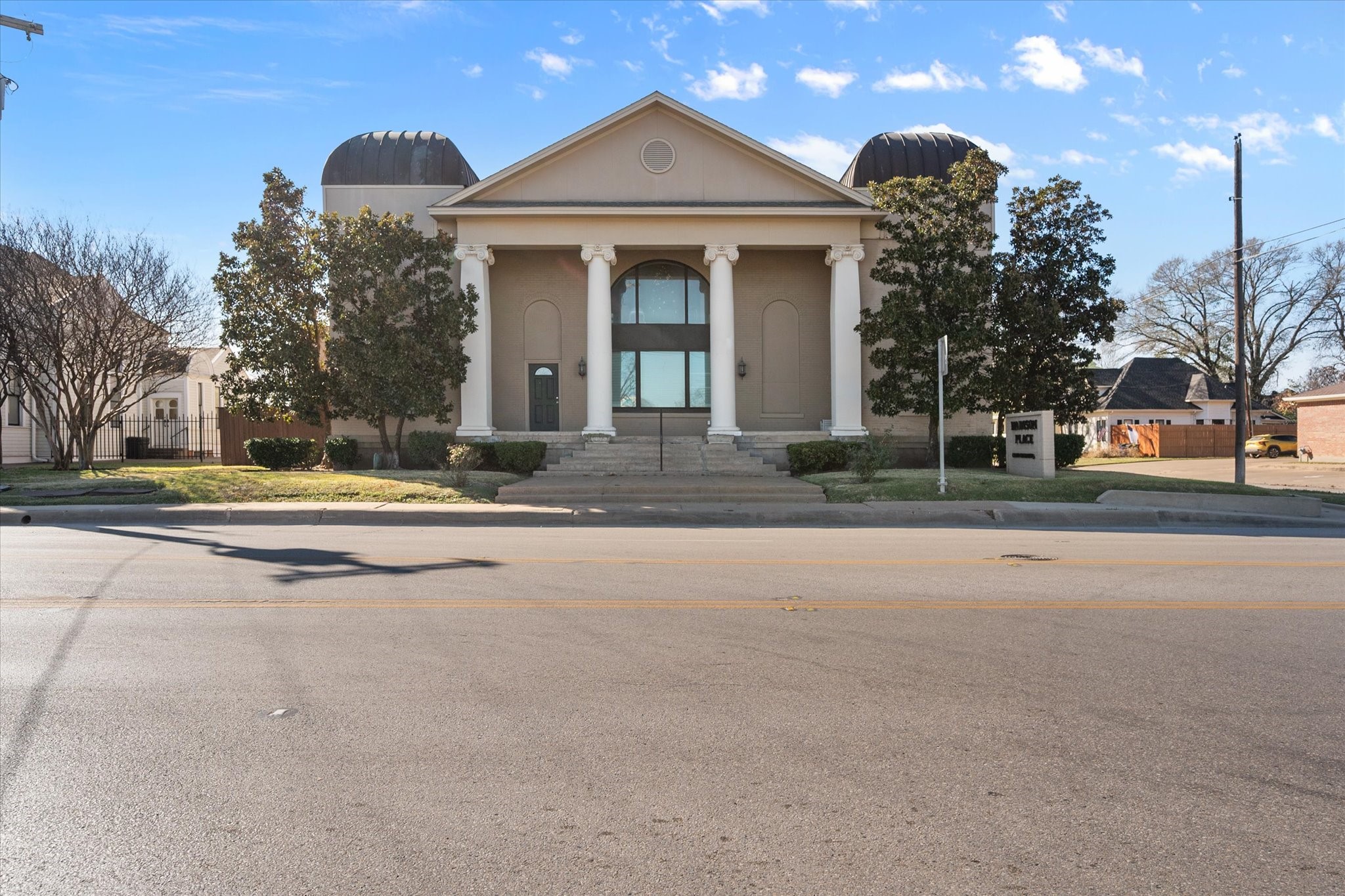 603 W 6th Avenue Corsicana TX 75110